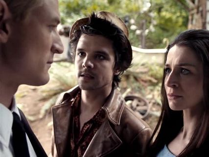 алиса в стране чудес 2009 трейлер